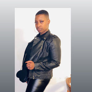 Meet your Posher, Roneka